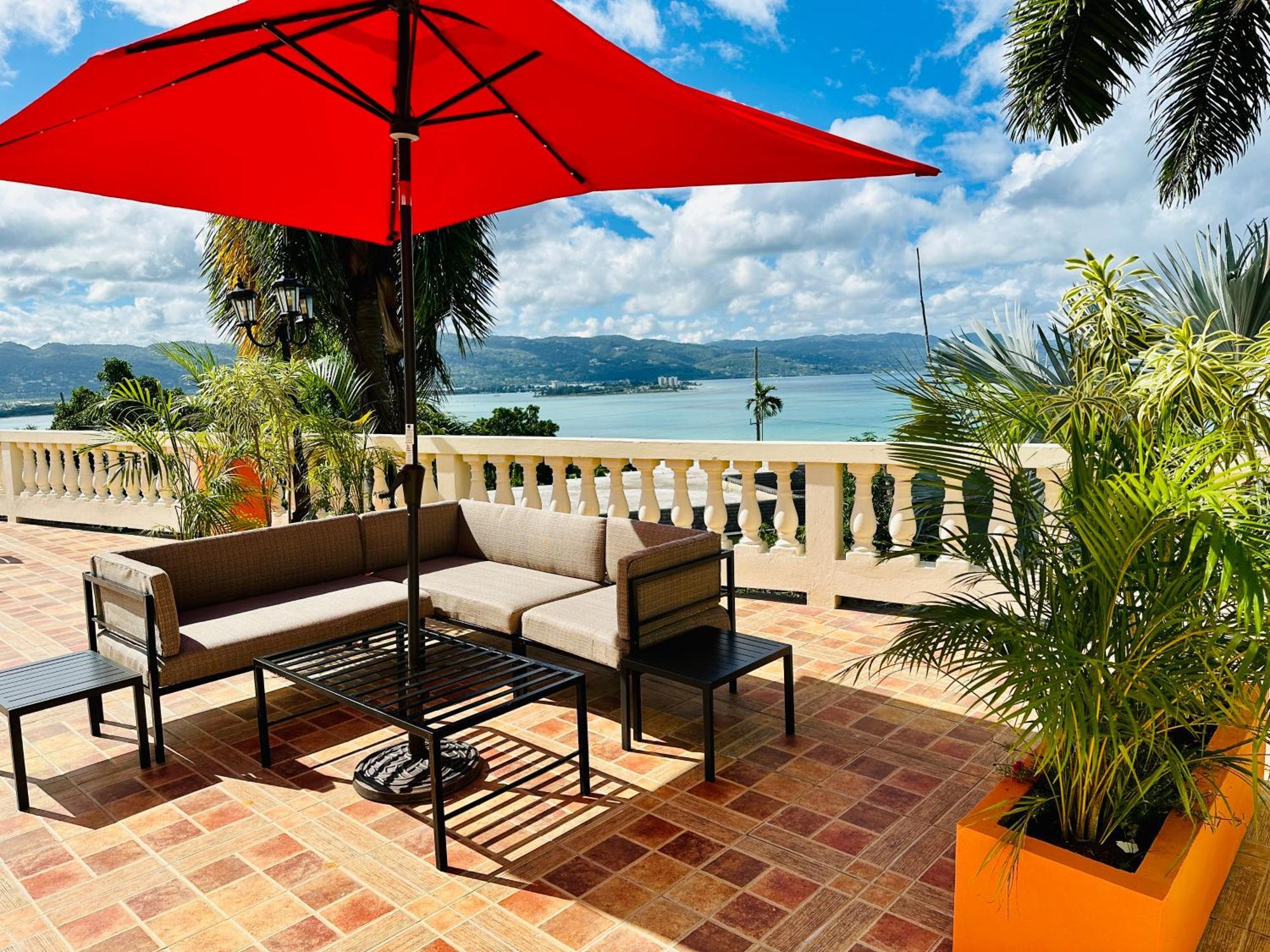 Falcon Shoreline- Airport Pickup Available - Gated-Security Teluk Montego Bagian luar foto